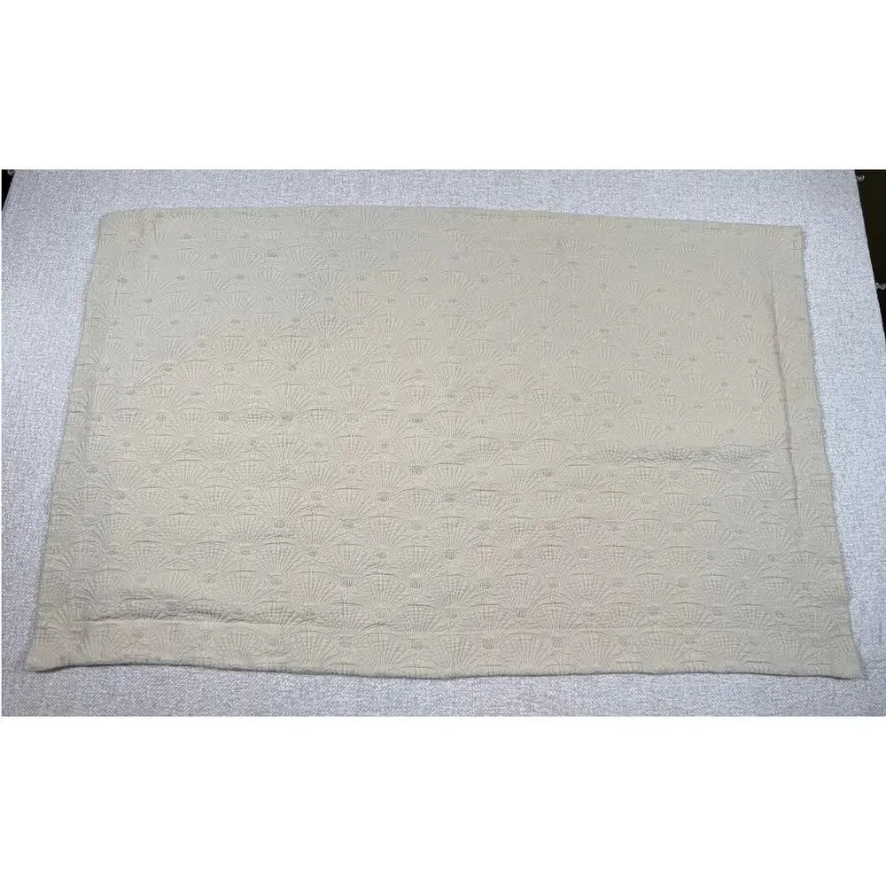 Peacock Alley Lot of 2 Cream Egyptian Cotton Champagne Fan/Shell Pattern Shams
